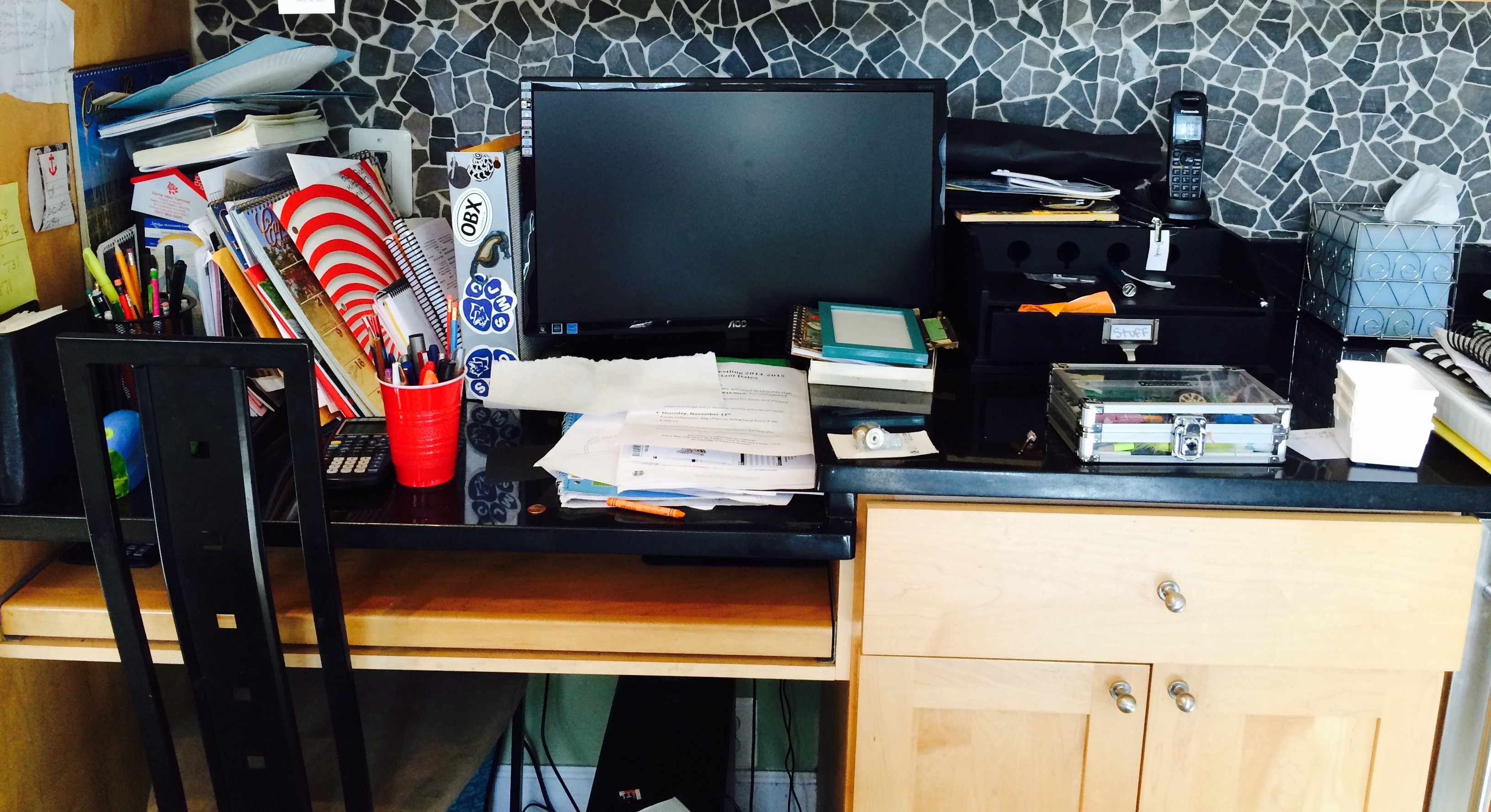 Desktop area before organization